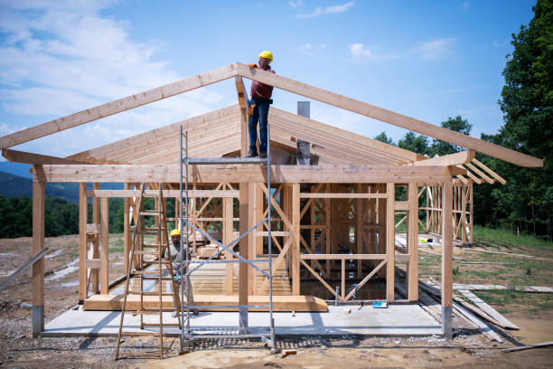 Best Residential Roofing Contractor  in Wakarusa, IN